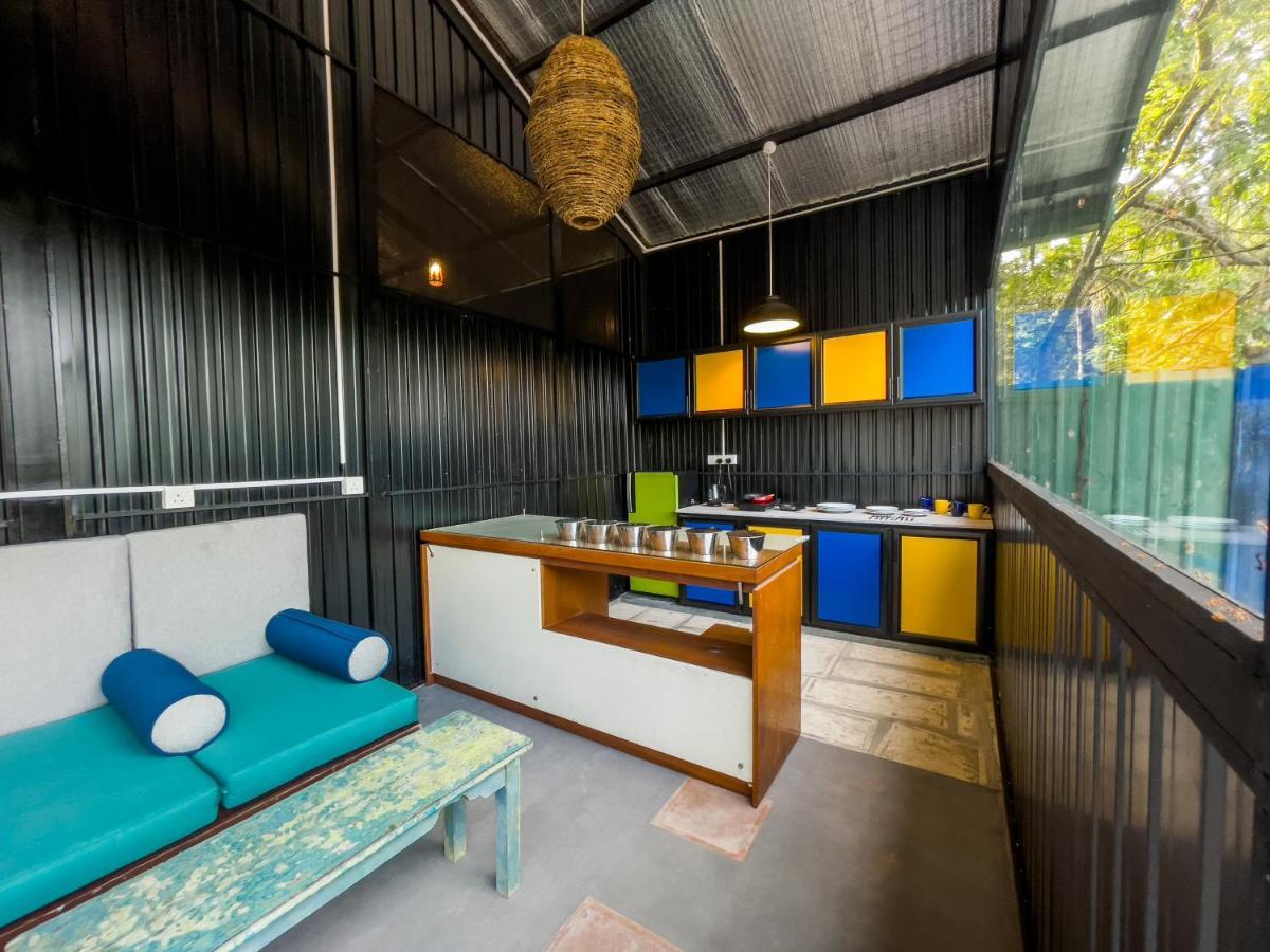 Lost & Found Hostel Weligama Eksteriør billede
